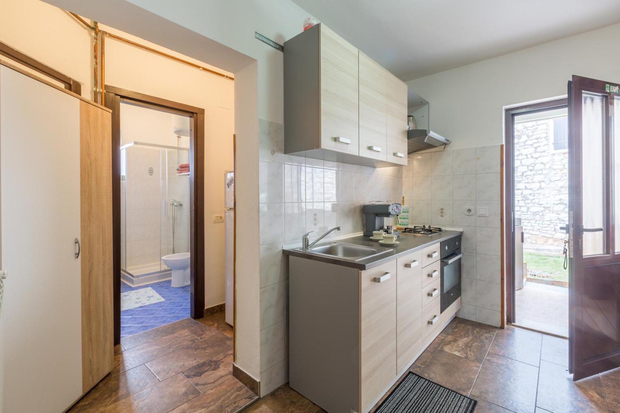 By The Sea Sveti Ivan, - 7002 Apartman